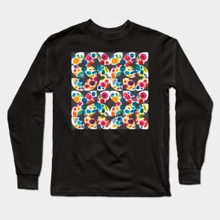 Semicircle geometric shapes in bright colors, retro shapes Long Sleeve T-Shirt